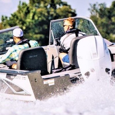 лодочные моторы Tohatsu предназначены для использования как в морской, так и в пресной воде